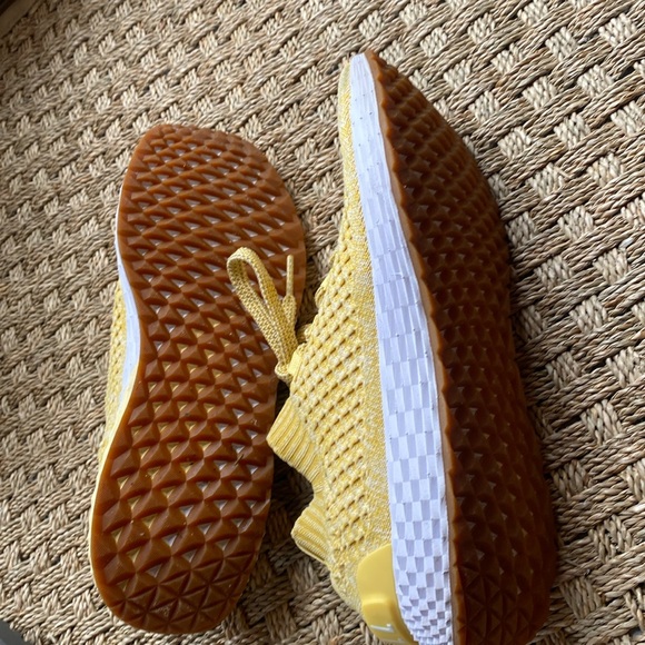 NOBULL All Day Knit Sneaker - Picture 5 of 9